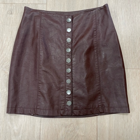 Free People faux leather skirt - Picture 2 of 5